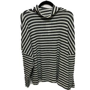 Sanctuary Turtle Neck Sweater Black/White 2XL